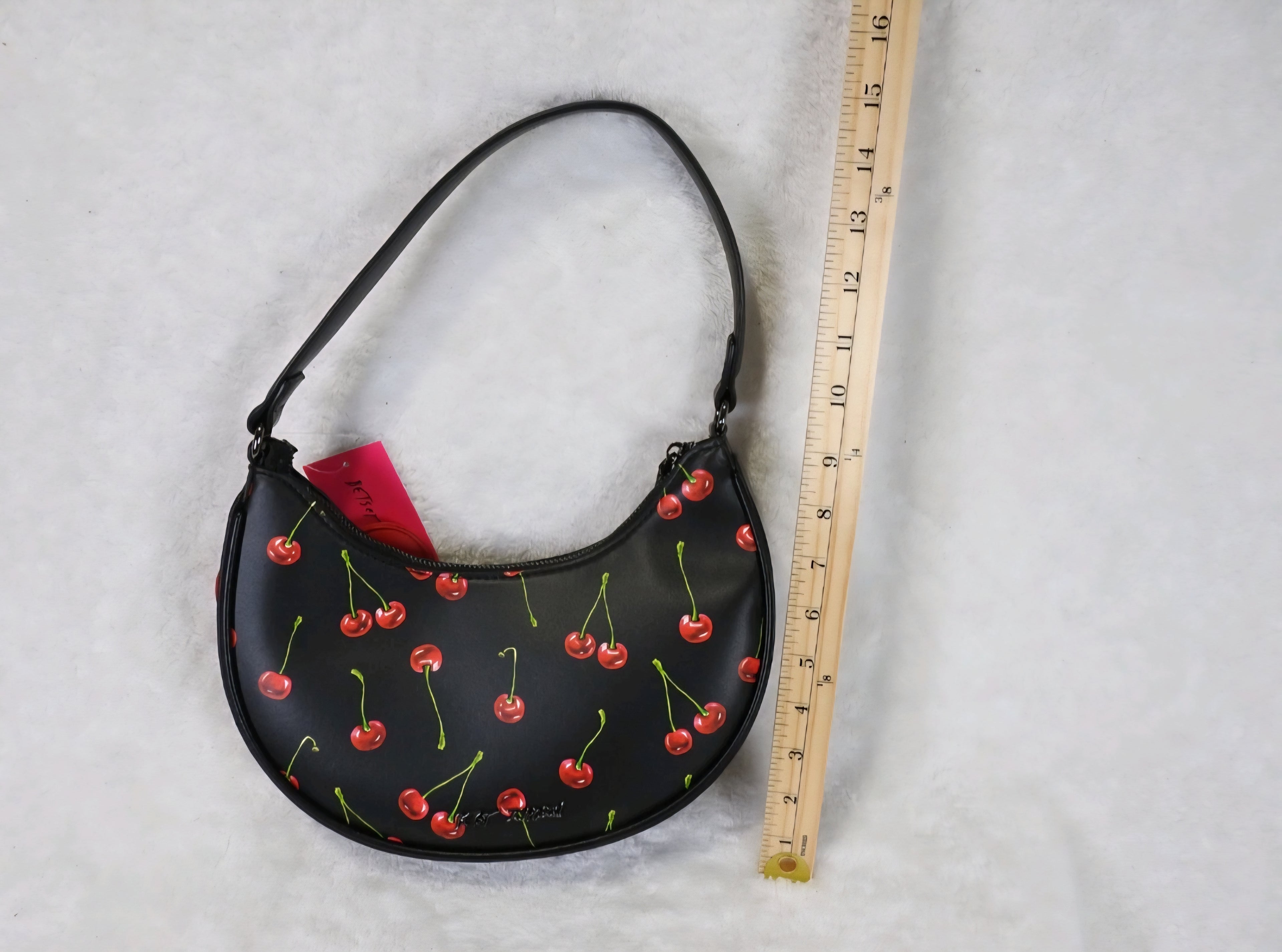 Betsey Johnson xonorthy