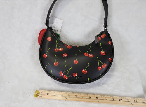 Betsey Johnson xonorthy